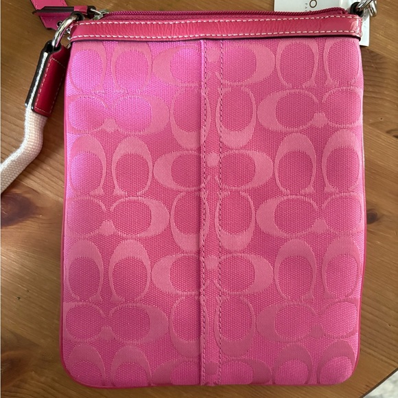 Coach Signature Collection Peony Pink Crossbody Bag - New! - Picture 3 of 7